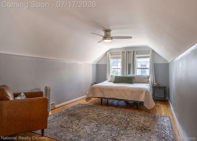 2028 N Wilson Avenue, Royal Oak, MI 48073