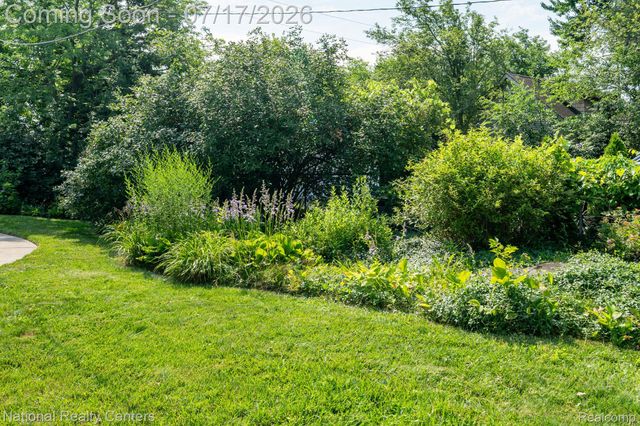 2028 N Wilson Avenue, Royal Oak, MI 48073