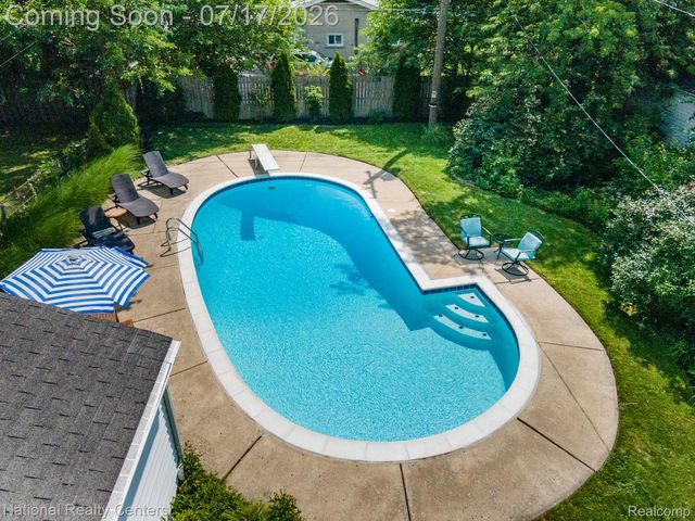 2028 N Wilson Avenue, Royal Oak, MI 48073