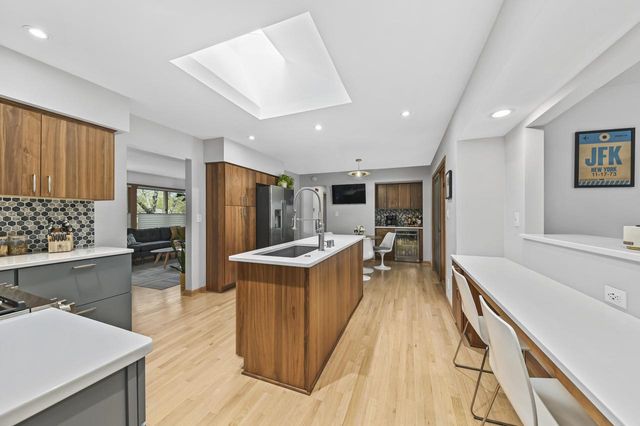 17465 Windemere ROAD, Brookfield, WI 53045