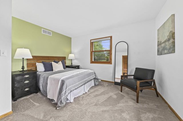 17465 Windemere ROAD, Brookfield, WI 53045