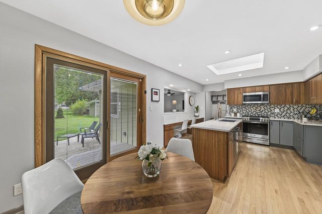 17465 Windemere ROAD, Brookfield, WI 53045