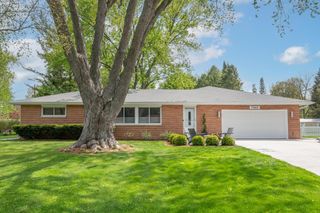 17465 Windemere ROAD, Brookfield, WI 53045