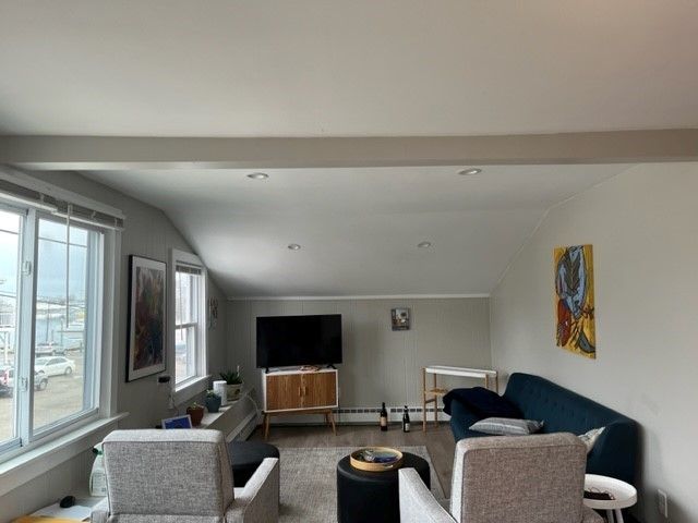 14 Phillips Street 2F, North Kingstown, RI 02852