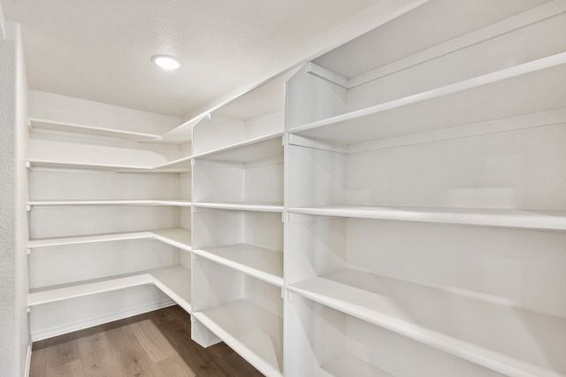 1024 River Oaks Drive, Godley, TX 76044