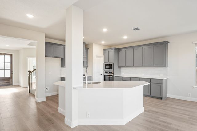 1024 River Oaks Drive, Godley, TX 76044
