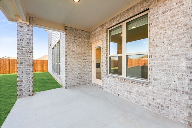 1024 River Oaks Drive, Godley, TX 76044