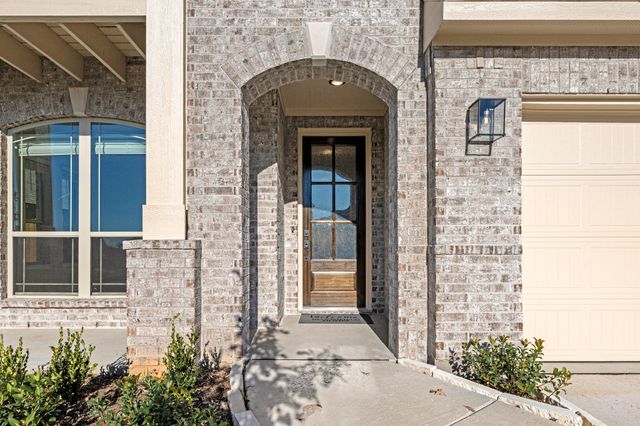 1024 River Oaks Drive, Godley, TX 76044