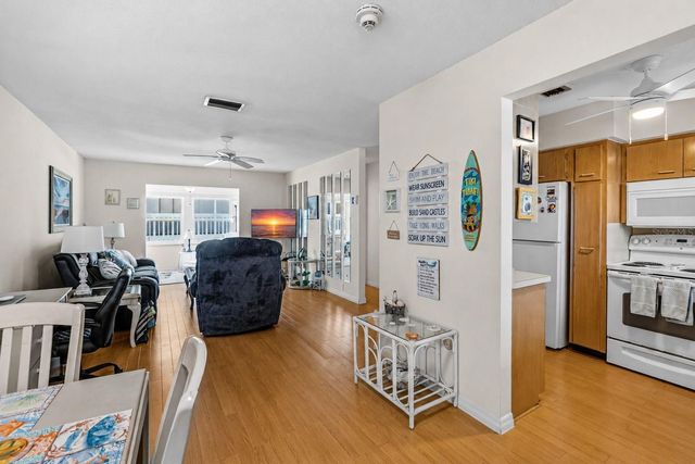 611 GULF DRIVE N C27, Bradenton Beach, FL 34217