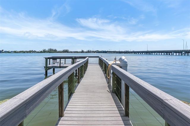 611 GULF DRIVE N C27, Bradenton Beach, FL 34217