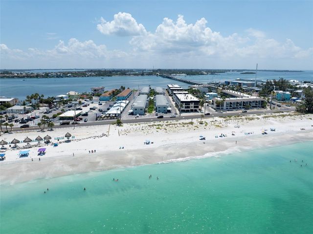 611 GULF DRIVE N C27, Bradenton Beach, FL 34217