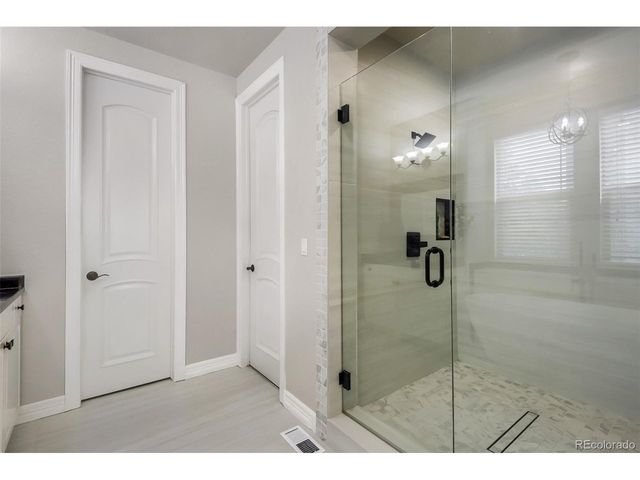 9889 Sunset Hill Cir, Lone Tree, CO 80124