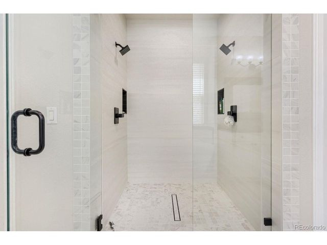 9889 Sunset Hill Cir, Lone Tree, CO 80124