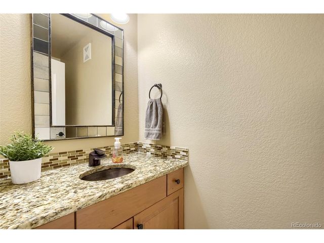 9889 Sunset Hill Cir, Lone Tree, CO 80124