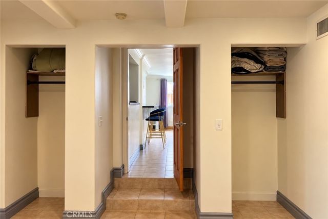 940 Hilldale Ave, West Hollywood, CA 90069