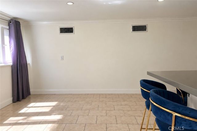 940 Hilldale Ave, West Hollywood, CA 90069