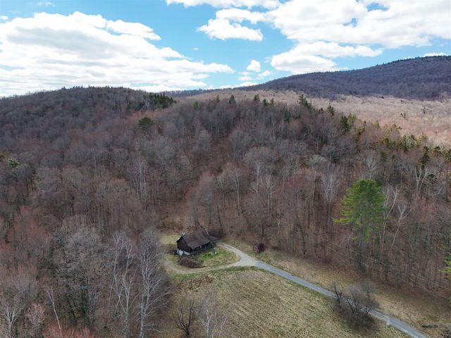 287 Meader Road, Ryegate, VT 05046