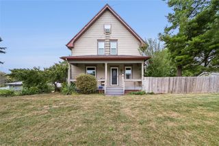 110 Division Street NE, Swisher, IA 52338
