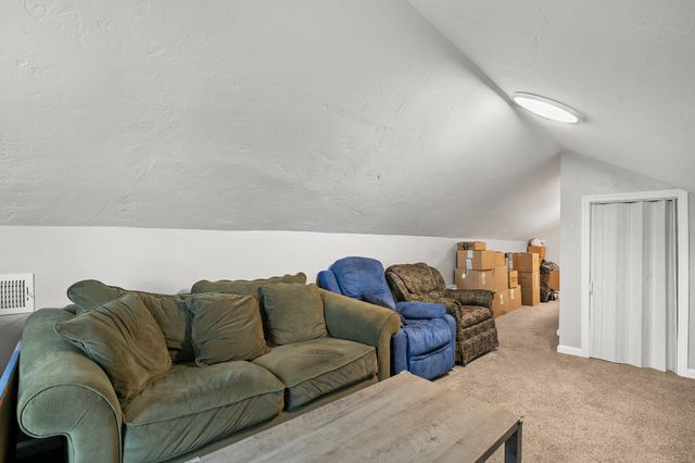 3761 Arizona Ave, Riverbank, CA 95367