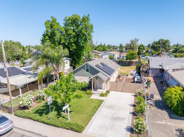 3761 Arizona Ave, Riverbank, CA 95367