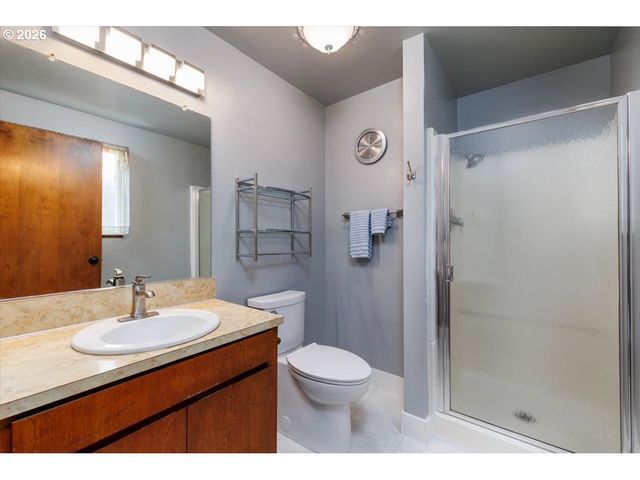 16910 Se LAUGARDIA Way, Milwaukie, OR 97267