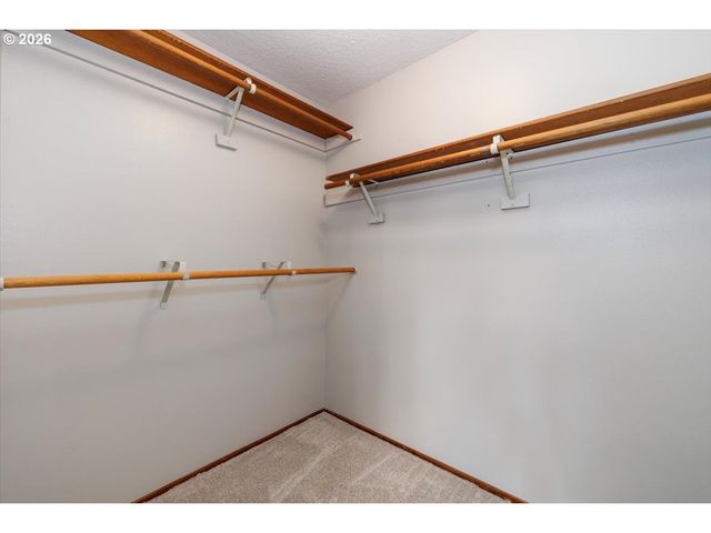 16910 Se LAUGARDIA Way, Milwaukie, OR 97267