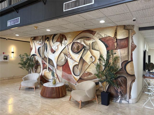 2750 NE 183rd St 1912, Aventura, FL 33160