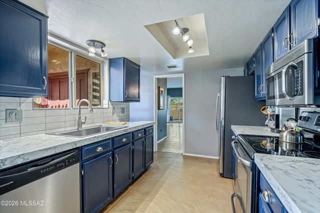 6324 N Camino Hermosillo, Tucson, AZ 85718