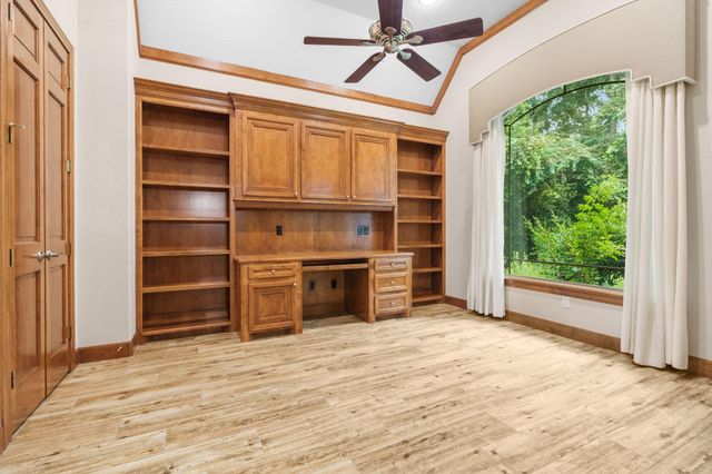 10307 Autumn Run Lane, Conroe, TX 77304