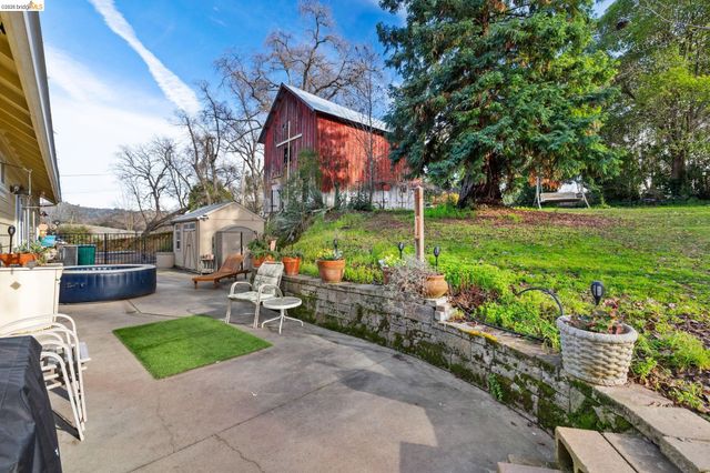 10177 Pulpit Rock Road, Jamestown, CA 95327