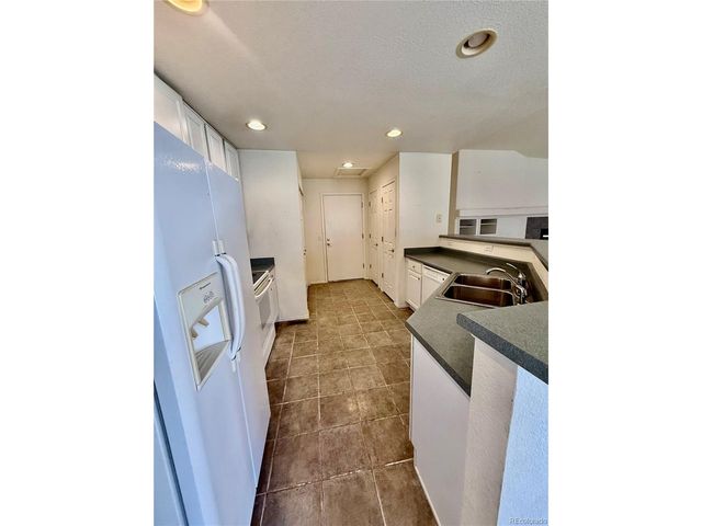 7680 S Buchanan Way, Aurora, CO 80016