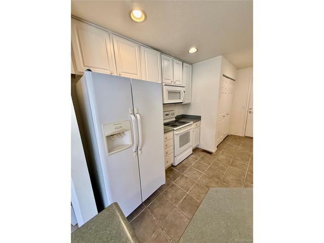 7680 S Buchanan Way, Aurora, CO 80016