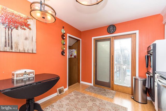 2828 GALLOWAY AVE, Abington, PA 19001