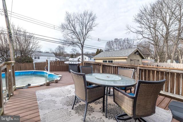 2828 GALLOWAY AVE, Abington, PA 19001