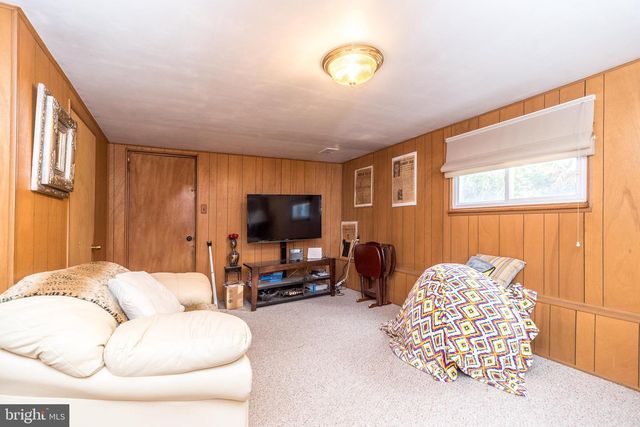 2828 GALLOWAY AVE, Abington, PA 19001