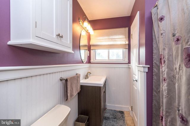 2828 GALLOWAY AVE, Abington, PA 19001