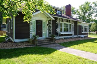 301 S Meramec Street, St James, MO 65559