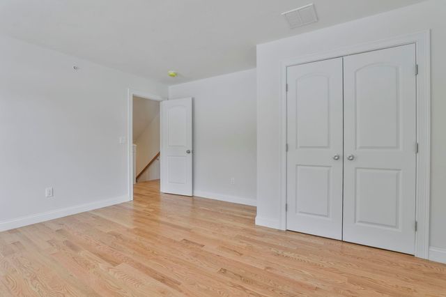 2 Warren's Way, Brookline, NH 03033