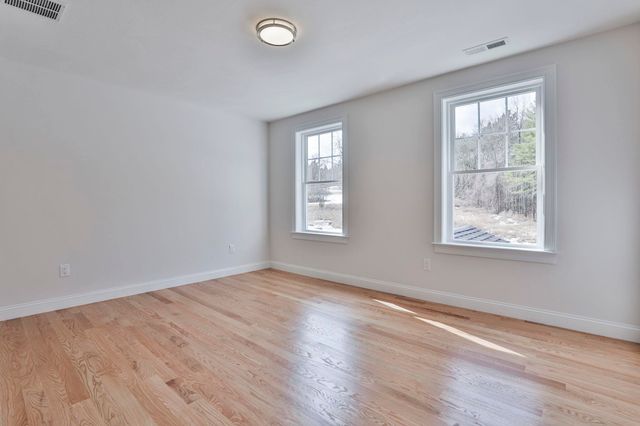 2 Warren's Way, Brookline, NH 03033