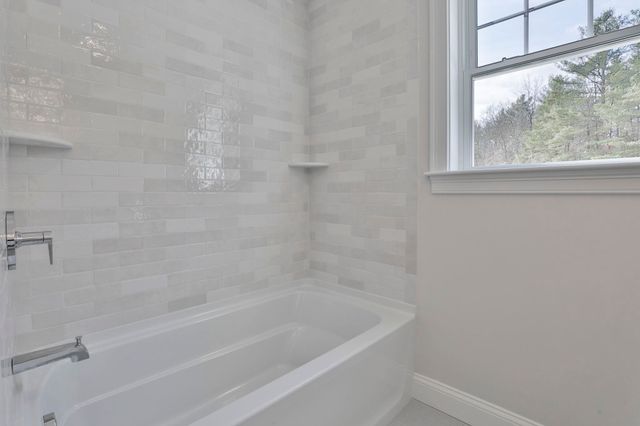 2 Warren's Way, Brookline, NH 03033