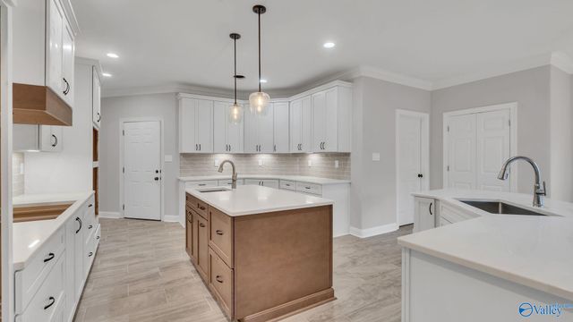 18971 Wentworth Drive, Athens, AL 35613