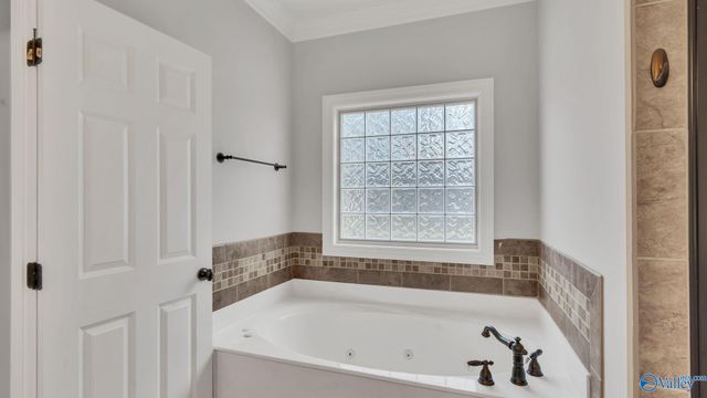 18971 Wentworth Drive, Athens, AL 35613