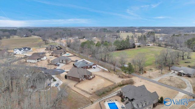 18971 Wentworth Drive, Athens, AL 35613