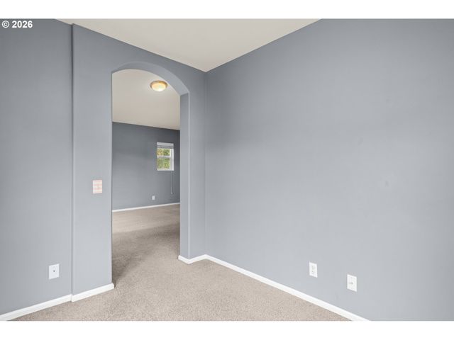 5268 WALES Dr, Eugene, OR 97402