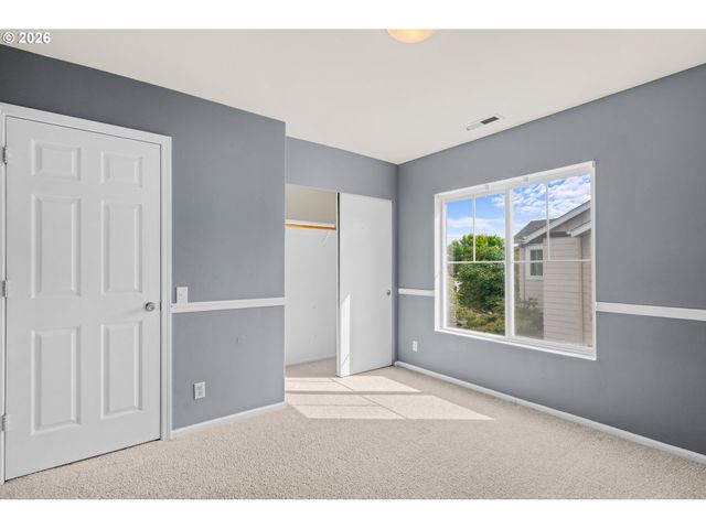 5268 WALES Dr, Eugene, OR 97402