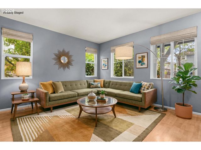 5268 WALES Dr, Eugene, OR 97402