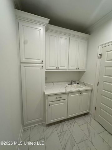 465 Aurora Circle, Canton, MS 39046