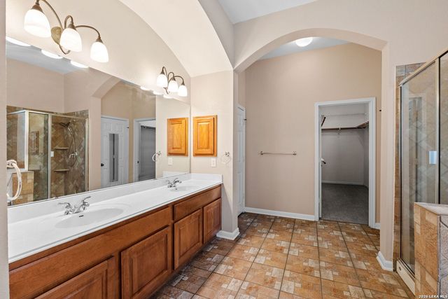 25019 White Crk, San Antonio, TX 78255