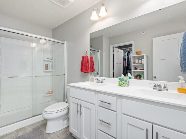 7690 77th Way, Victoria, MN 55386