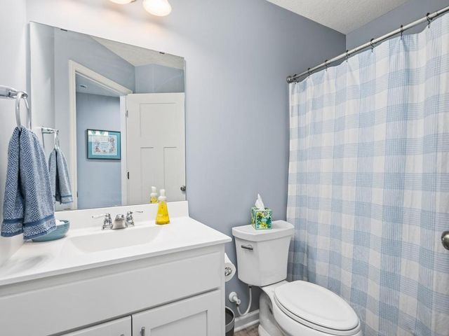 7690 77th Way, Victoria, MN 55386
